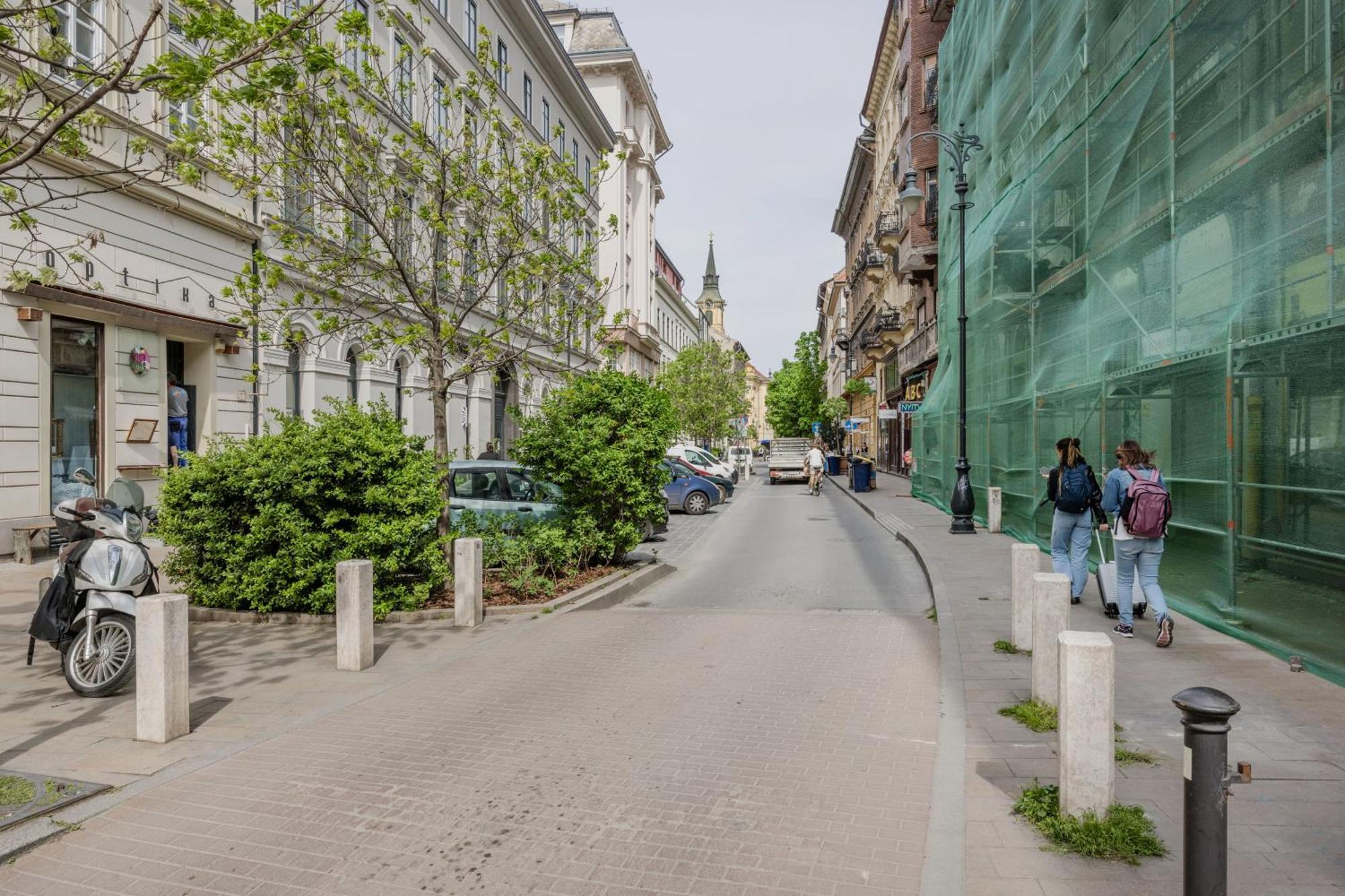 Appartamento A Touch Of Provence And Pastels In The Centre Budapest Esterno foto